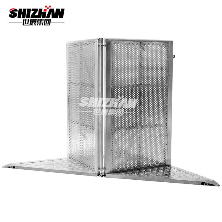 Aluminum Barrier Corner 3 Aluminum Barrier Corner 3